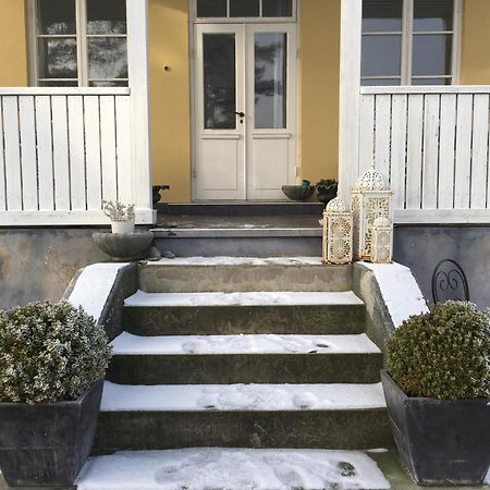Bed and Breakfast Our House Ystad Esterno foto