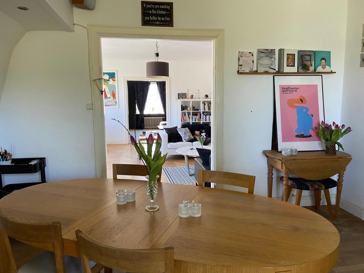 Bed and Breakfast Our House Ystad Esterno foto