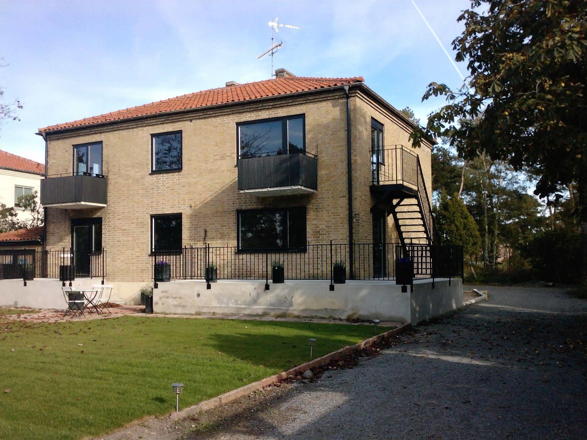 Bed and Breakfast Our House Ystad Esterno foto